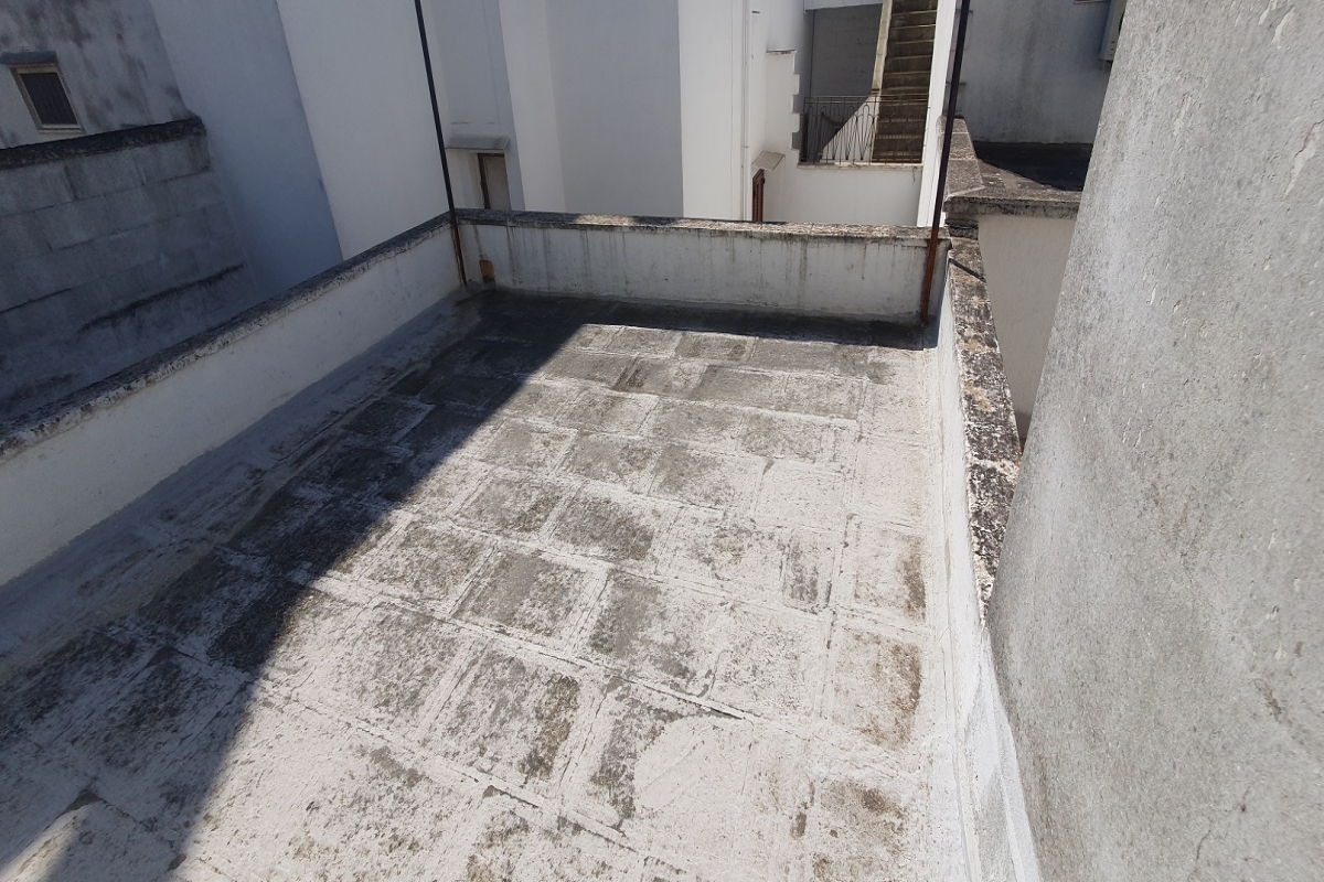 20 terrazzo.jpg